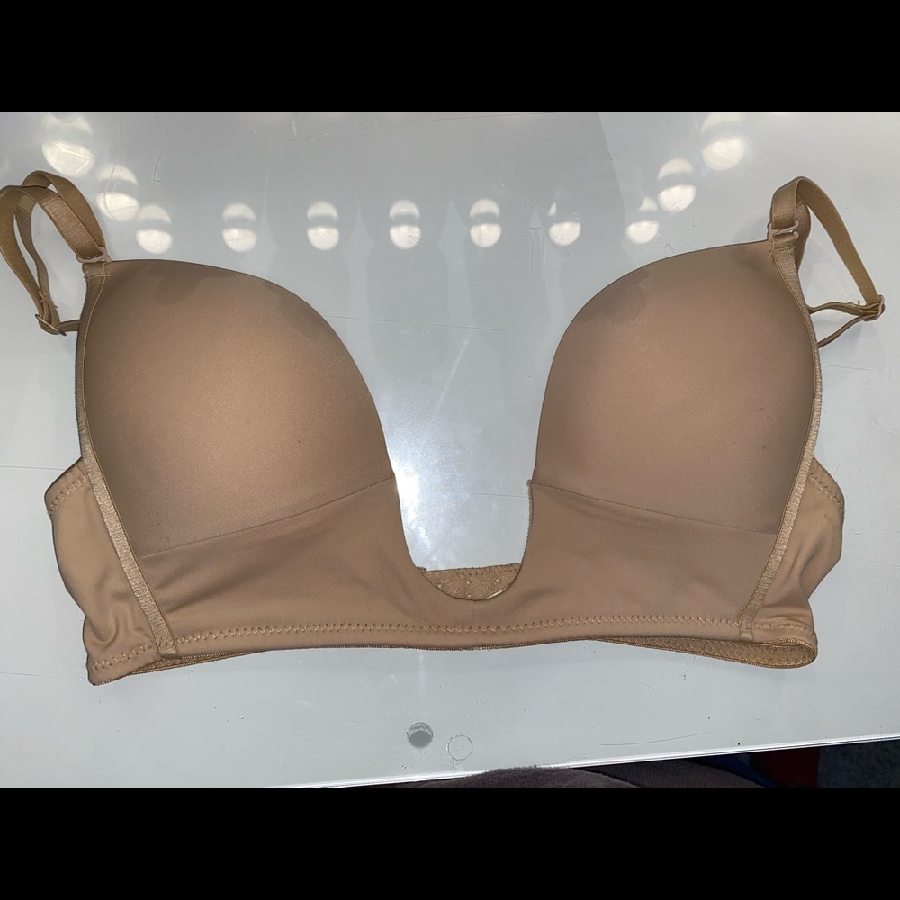 “U” bra